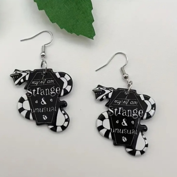 NWT!  Beetlejuice Pierced Dangle Earrings!  “I Myself Am Strange And Unusual”. - Picture 2 of 2